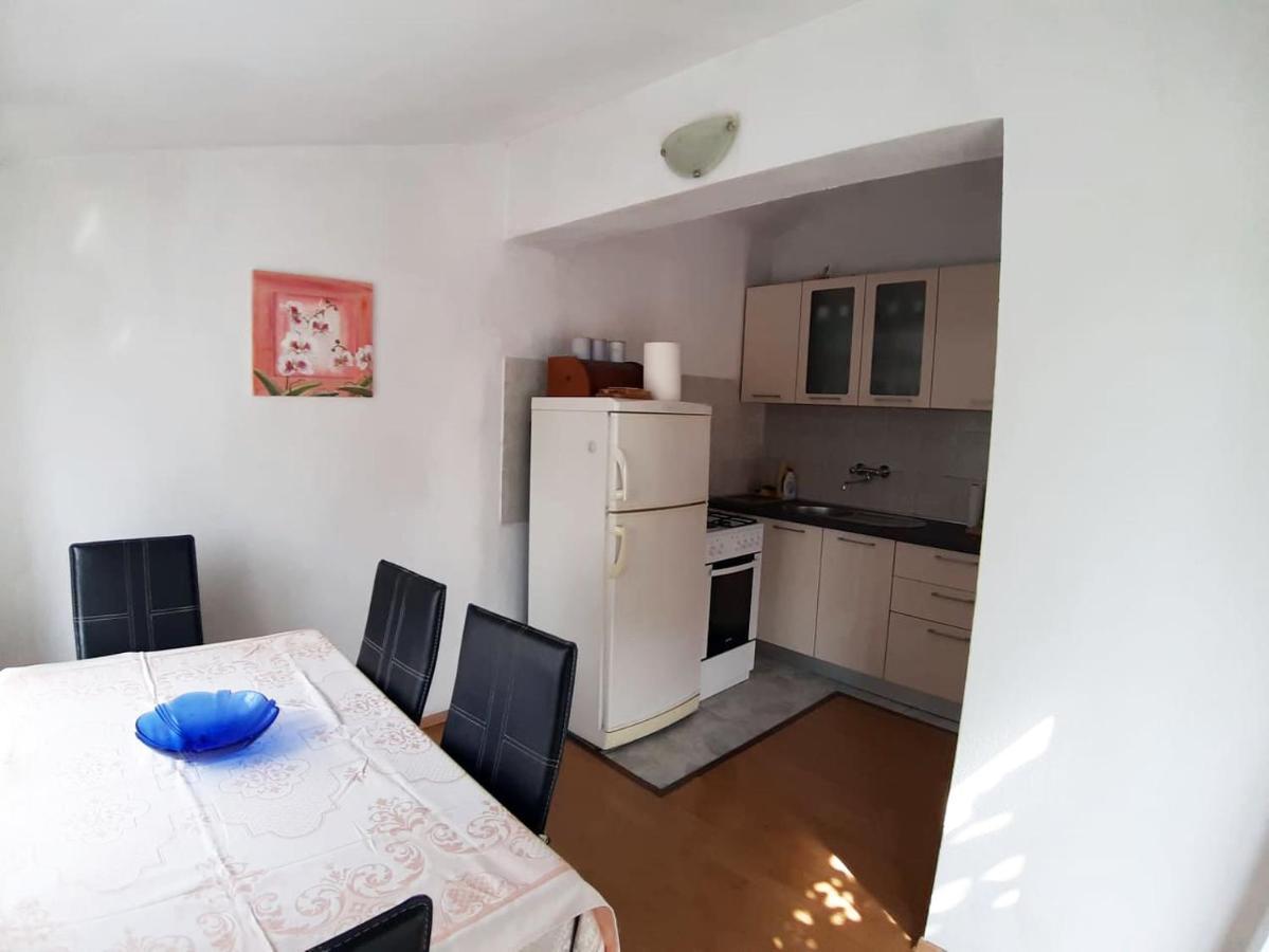 Apartment Marica Grebastica Bagian luar foto